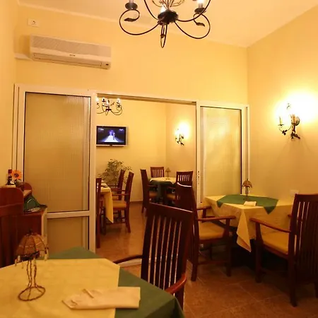 Traian Residence Near Neversea Beach, Constanta